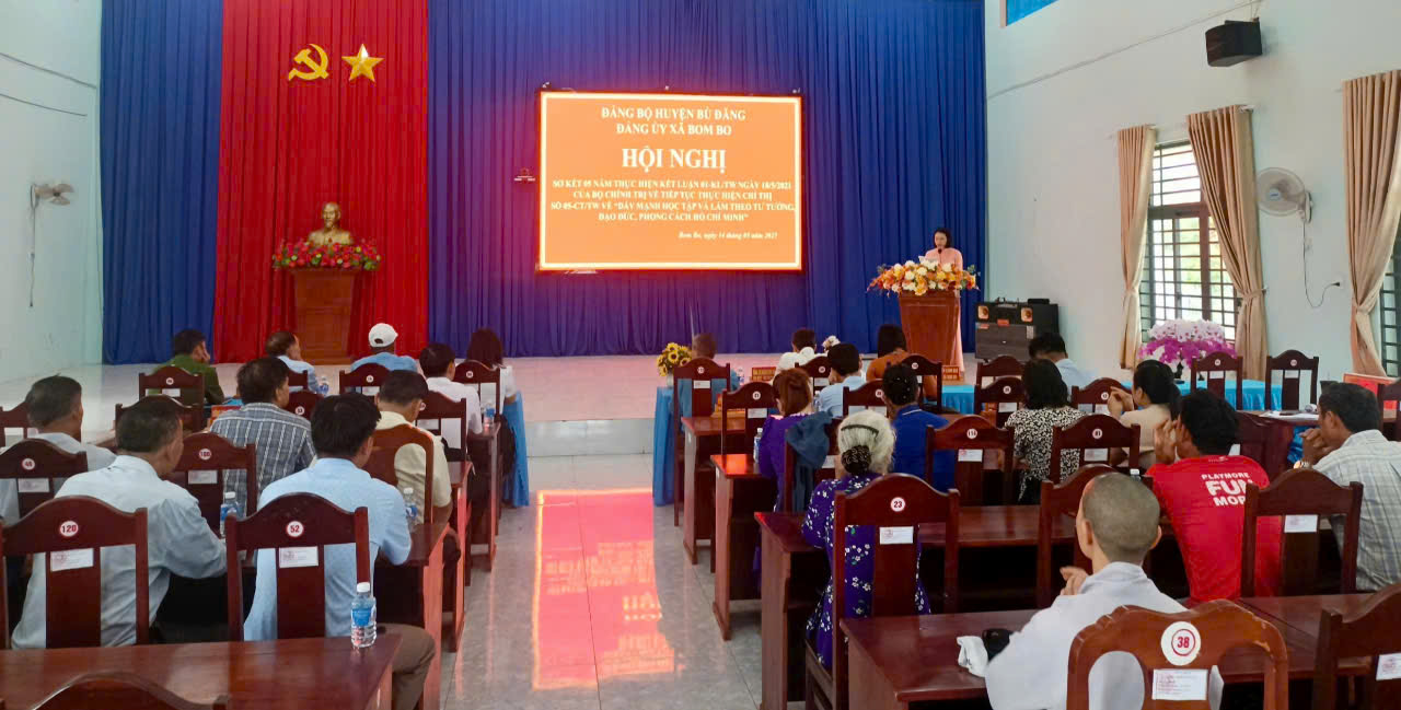 ĐẢNG ỦY XÃ BOM BO TỔ CHỨC HỘI NGHỊ SƠ KẾT 05 NĂM THỰC HIỆN KẾT LUẬN 01-KL/TW NGÀY 18/5/2021 CỦA BỘ CHÍNH TRỊ